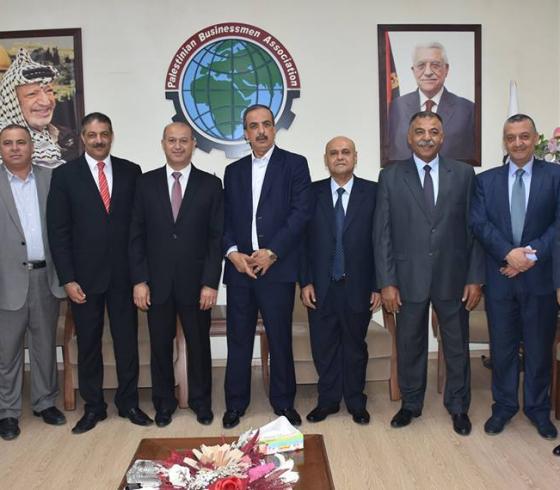 رجال الاعمال