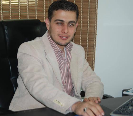 االصحفي محمد البطش
