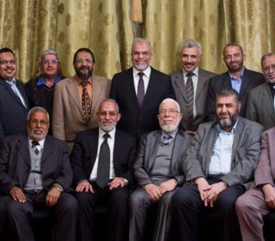 الاخوان المسلمين.