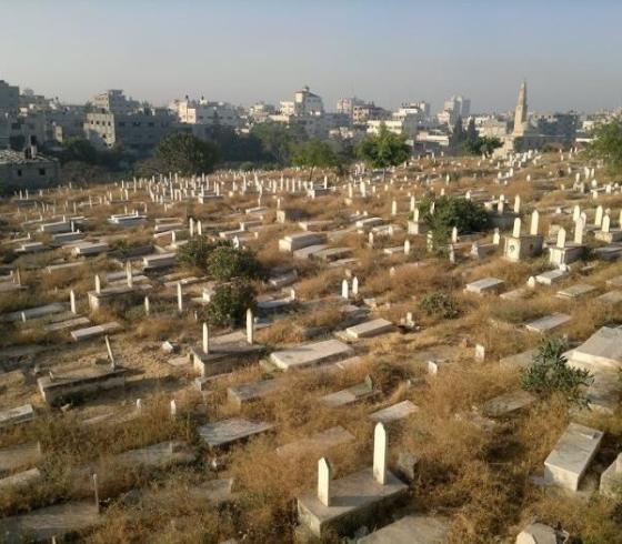 أبو عنزة: إنشاء "مقبرة" جديدة في بلدة  عبسان الجديدة تتسع لـ800 قبر