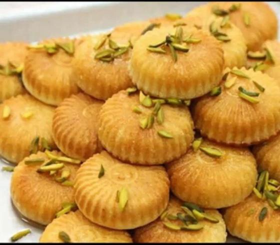 طريقة عمل المعمول السعودي بالتمر.jpg