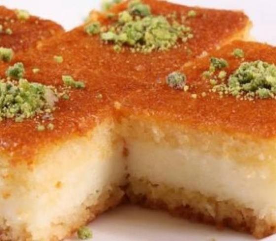 طريقة تحضير البسبوسة بالقشطة.jpg