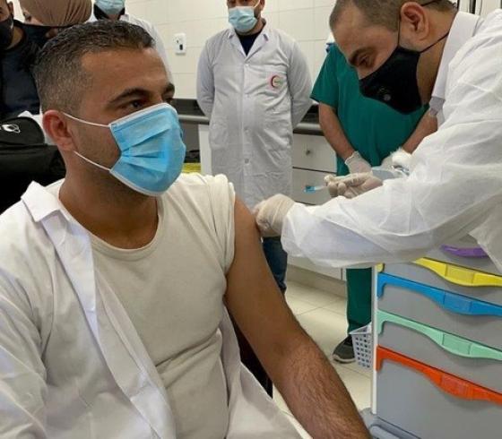لقاح فيروس كورونا في فلسطين.jpg