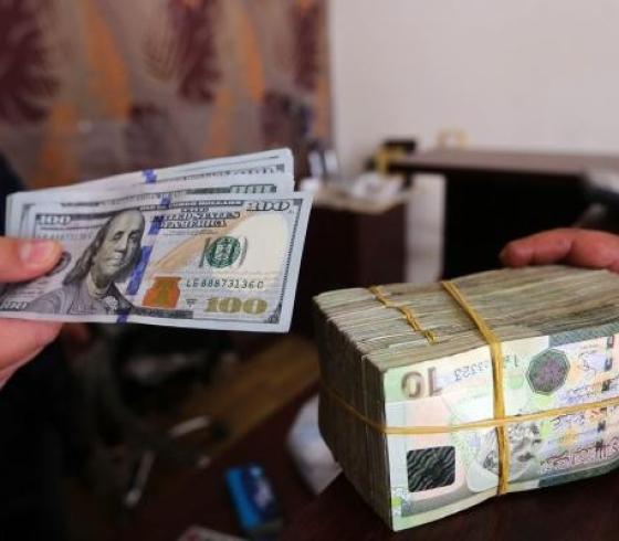 الدولار الامريكي في ليبيا.jpg
