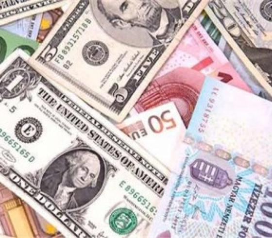 سوق-الناصرية-المحلي-سعر-الدولار-اليوم-الثلاثاء-في-ذي-قار.jpeg