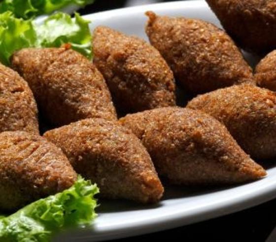 طريقة_تقديم_الكبة_المقلية.jpg
