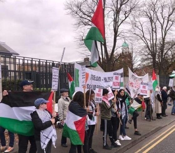 متضامن كشميري لـ"فلسطين اليوم": قلوبنا "تبكي" على إخواننا الفلسطينيين جراء جرائم الاحتلال