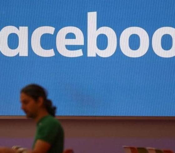 الفيسبوك تسعى لتجاوز عمولة آبل عبر الترويج للمعاملات غير المتصلة بالانترنت