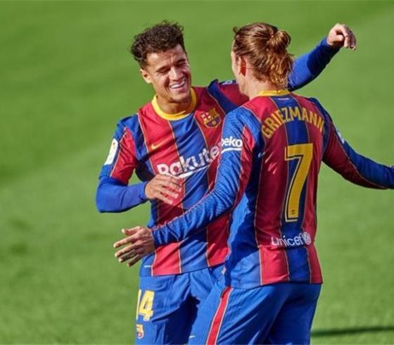 ما هي أسباب احتفاظ برشلونة بكوتينيو وجريزمان ؟