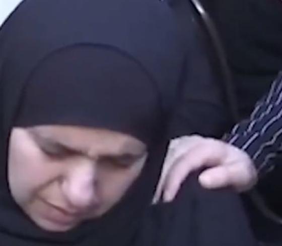 والدة الشهيد اسامة صبح.JPG