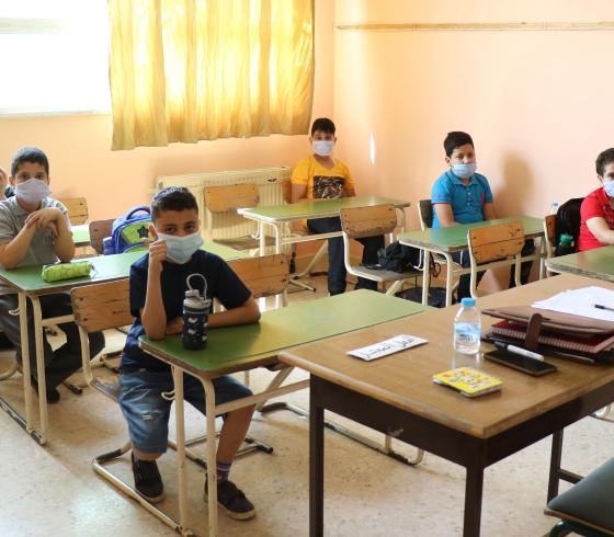 طلبة في المدارس في الاردن