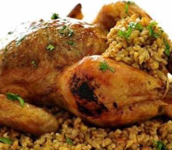 طريقة عمل الدجاج المحشي بالفريك