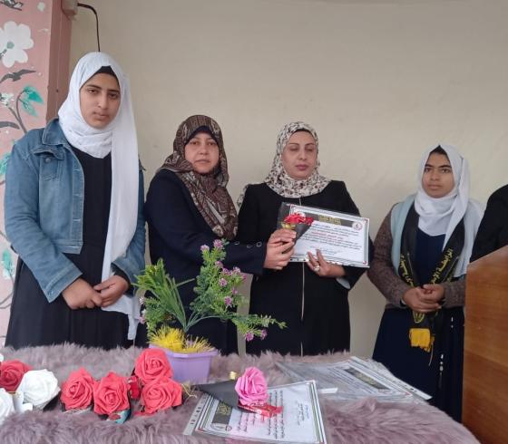 الرابطة الإسلامية تُكرم المعلمين في مدارس خانيونس