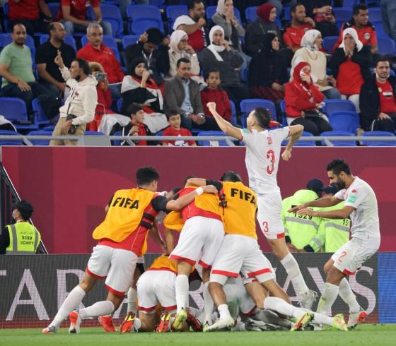 منتخب تونس ومنتخب مصر.jpg