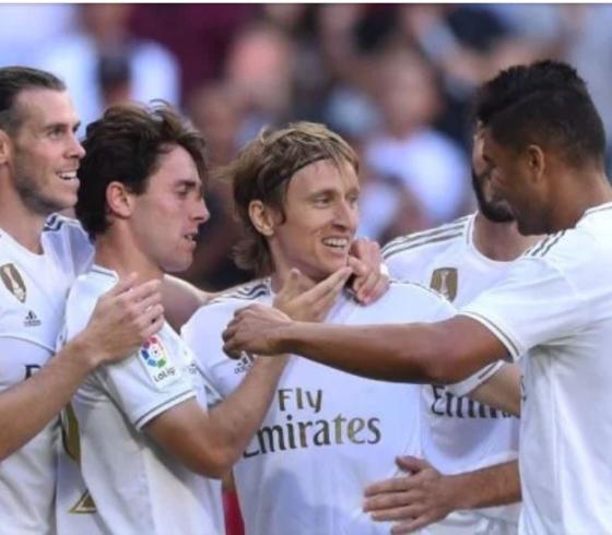 لاعبي ريال مدريد.jpg