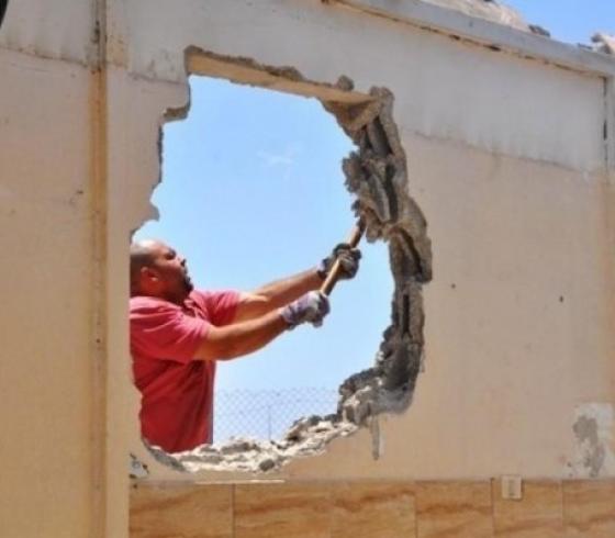 هدم منزل ذاتيا في سلوان- ارشيفية.jpg
