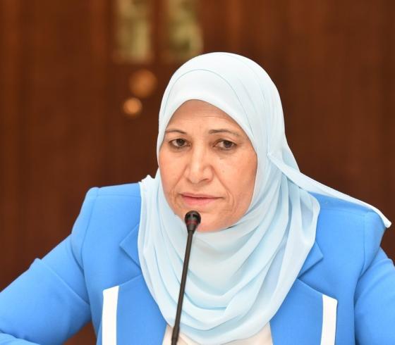 وزيرة شؤون المرأة د.آمال حمد.jpg