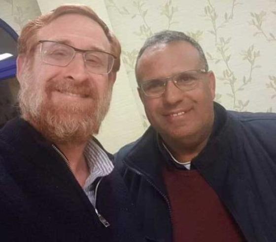 غليك.jpg