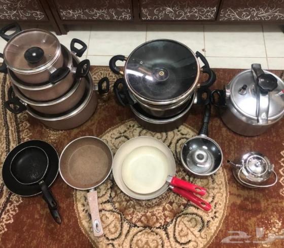 ادوات مطبخ مستخدمة.