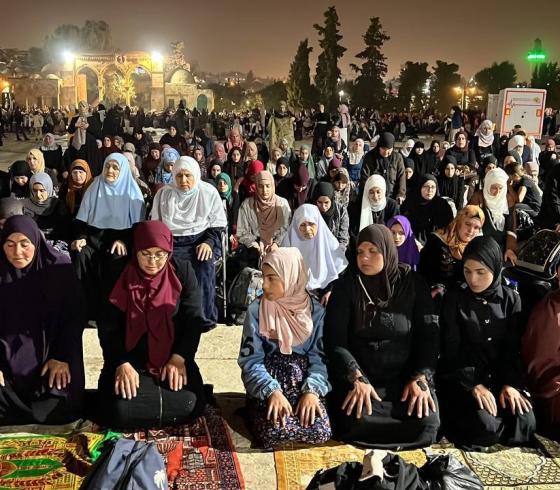 صلاة التراويح بالامسجد الاقصى.jfif