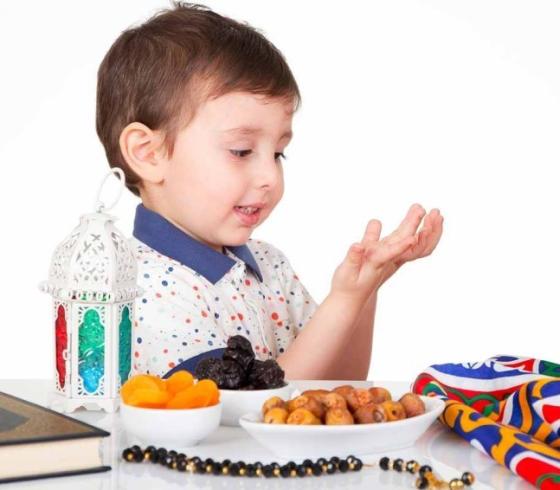أطفال في شهر رمضان.jpg