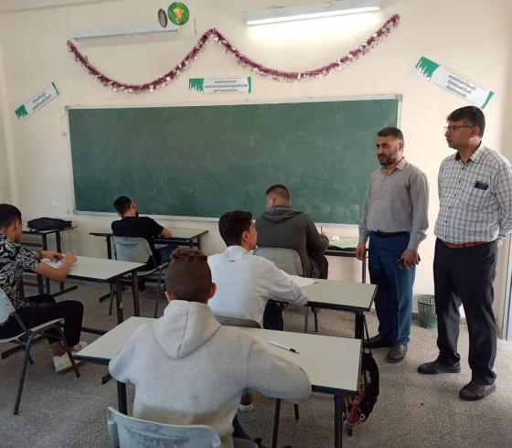 امتحانات.