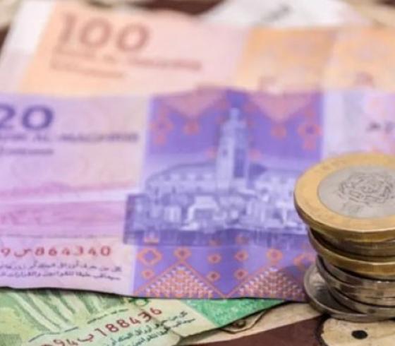 سعر الدولار مقابل الدرهم المغربي اليوم السبت..1000 دولار كم درهم مغربي اليوم السبت