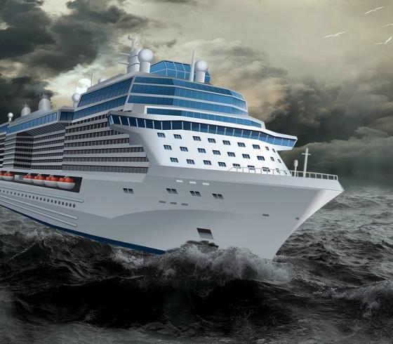 مشهد مُخيف.. عاصفة تقسم سفينة ضخمة إلى نصفين والبحر يبتلعها مع طاقمها