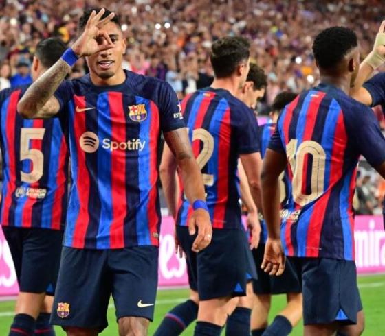 برشلونة يضرب ريال سوسيداد برباعية