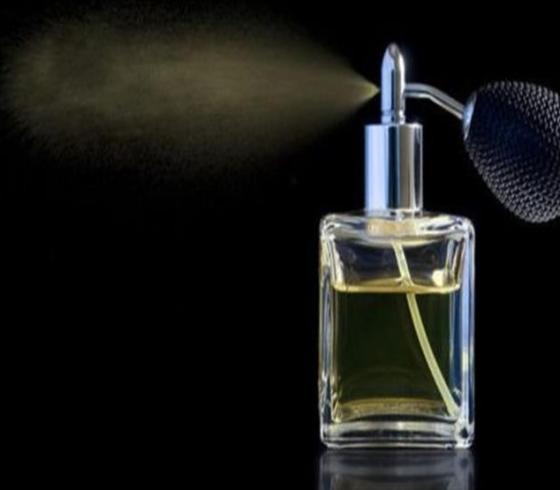 العلماء يعيدون ابتكار عطر عمره 3200 عام