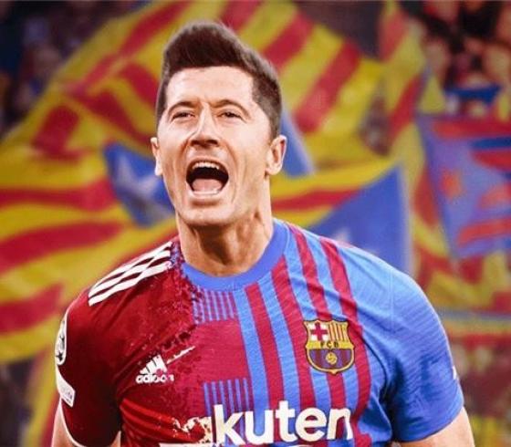 ليفاندوفسكي أفضل مهاجم في العالم لعام 2021