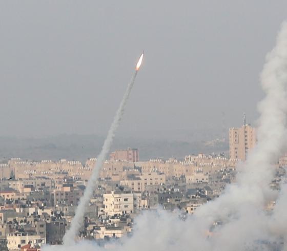 هرباً من صواريخ سرايا القدس.. شركات طيران "إسرائيلية" توفر رحلات سفر مجانية لمستوطني "الغلاف"