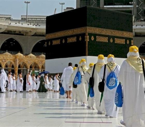 ترويج التقسيط للعمرة عبر البنوك في غزة بين التحريم والحلال..والمفتي يوضح!