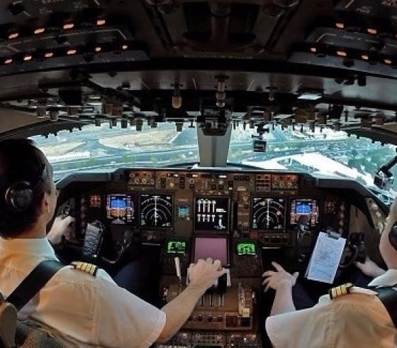 حقائق عن قمرة القيادة في الطائرات..!