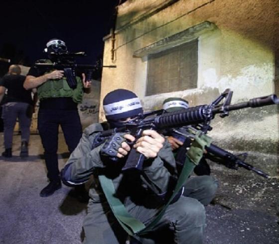 مقاتلين في جنين.jpg