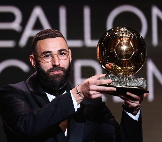 بنزيما: سأعتزل في ريال مدريد