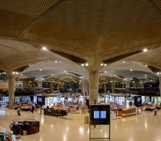 مطار الأردن.jpg