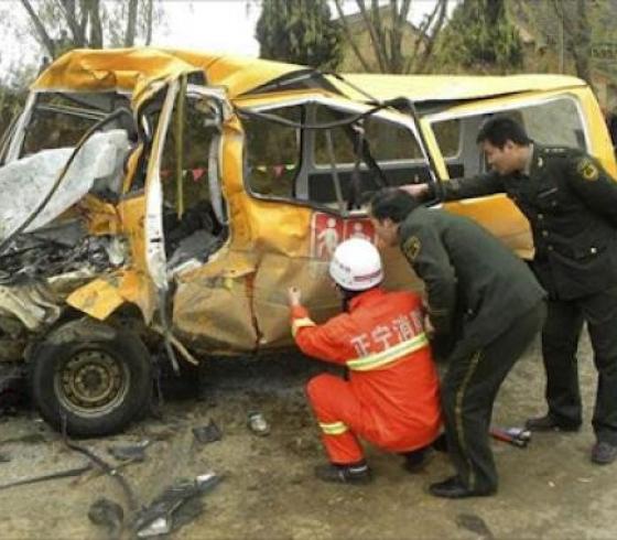 إصابة 25 جندياً أوكرانيا بحادث تصادم في لاتفيا