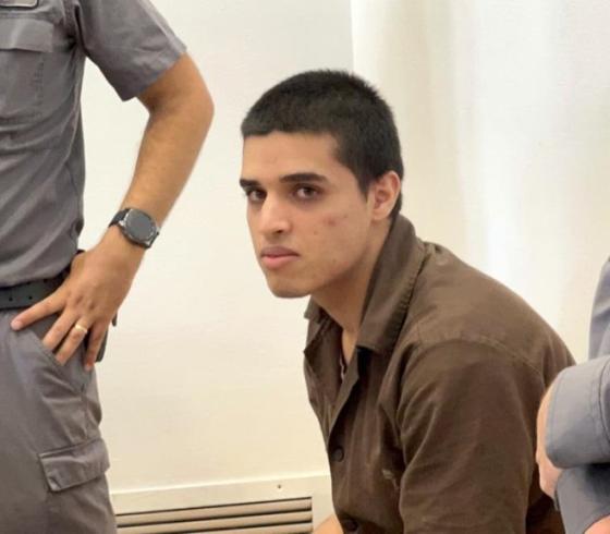 احمد مناصرة.