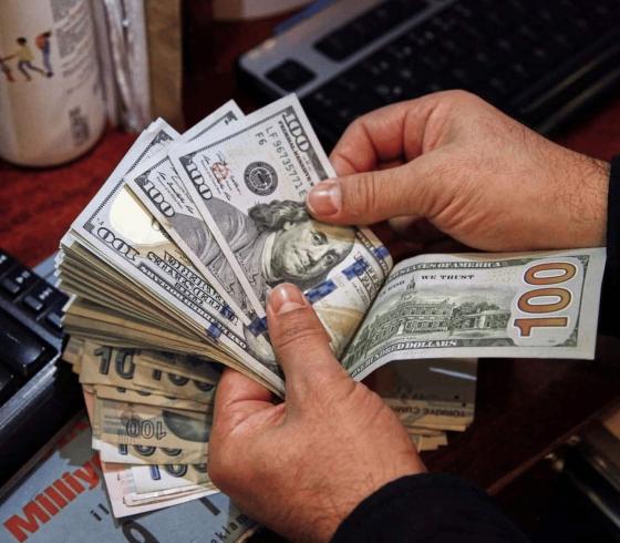 كيف جاء سعر الدولار مقابل الشيكل اليوم الأحد؟