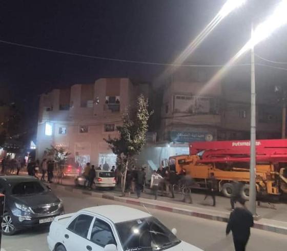 فيديو.. سائق شاحنة "باطنون" يفقد السيطرة على القيادة في بيت لاهيا