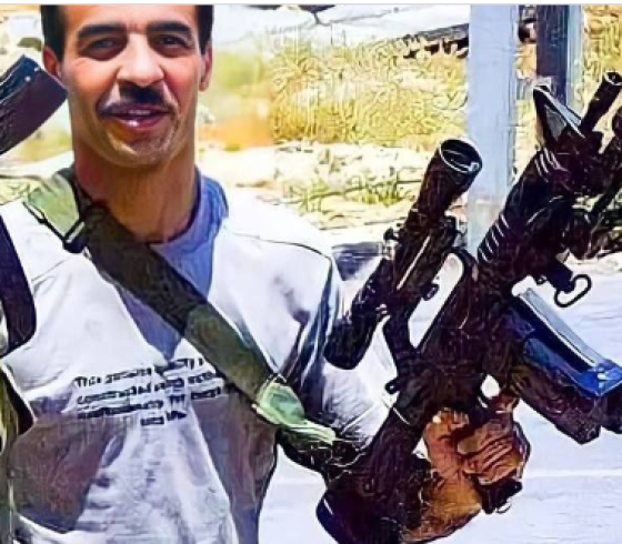 الشهيد أبو حميد في خلال القماومة.PNG
