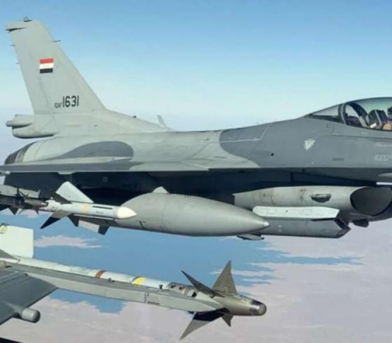 الطيران العراقي يقضي على 5 مسلحين بضربة جوية