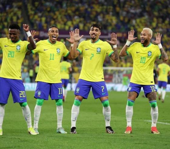 البرازيل تفوز على بيرو في الوقت القاتل