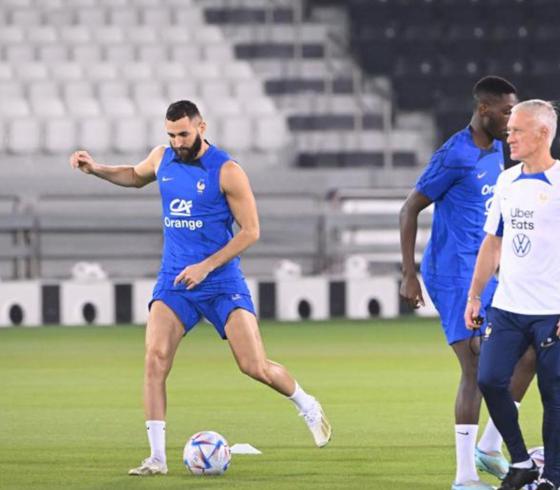 ديشامب وبنزيما.jpg