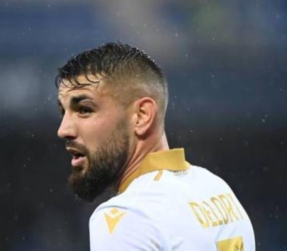 اللاعب ديلور.jpeg
