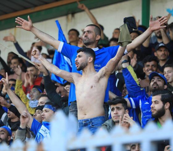 فريق الشاطئ.jpg
