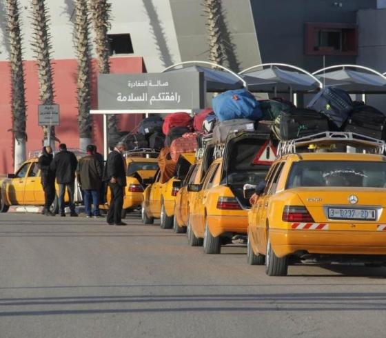 الداخلية تعلن كشف اسماء المسافرين للسفر غدًا عبر معبر رفح