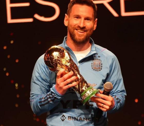 ليونيل ميسي يصل برشلونة لهذا السبب...!