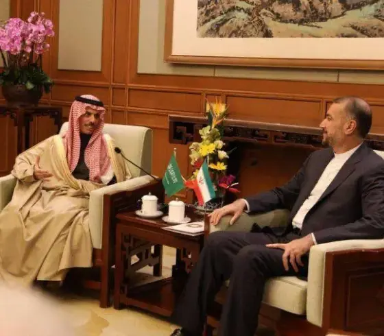 وزيرا الخارجية الإيرانية والسعودية
